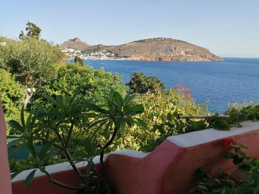 Casa Dei Melograni At Vourlidia Leros Villa Vromolithos ภายนอก รูปภาพ