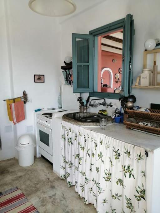 Casa Dei Melograni At Vourlidia Leros Villa Vromolithos ภายนอก รูปภาพ
