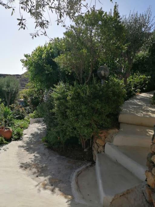 Casa Dei Melograni At Vourlidia Leros Villa Vromolithos ภายนอก รูปภาพ