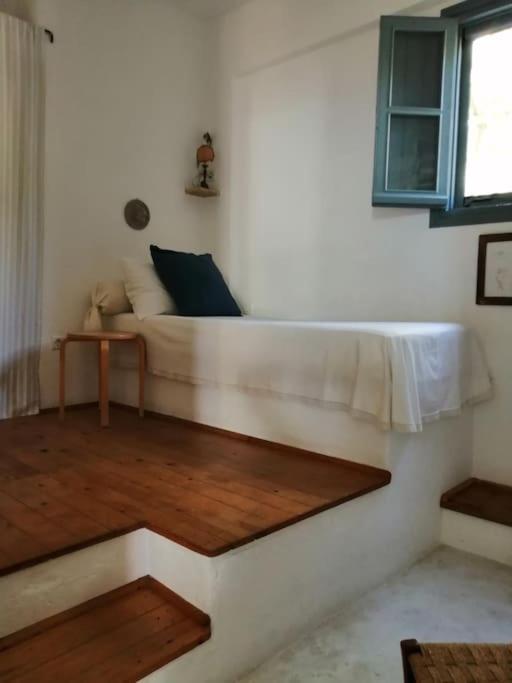 Casa Dei Melograni At Vourlidia Leros Villa Vromolithos ภายนอก รูปภาพ